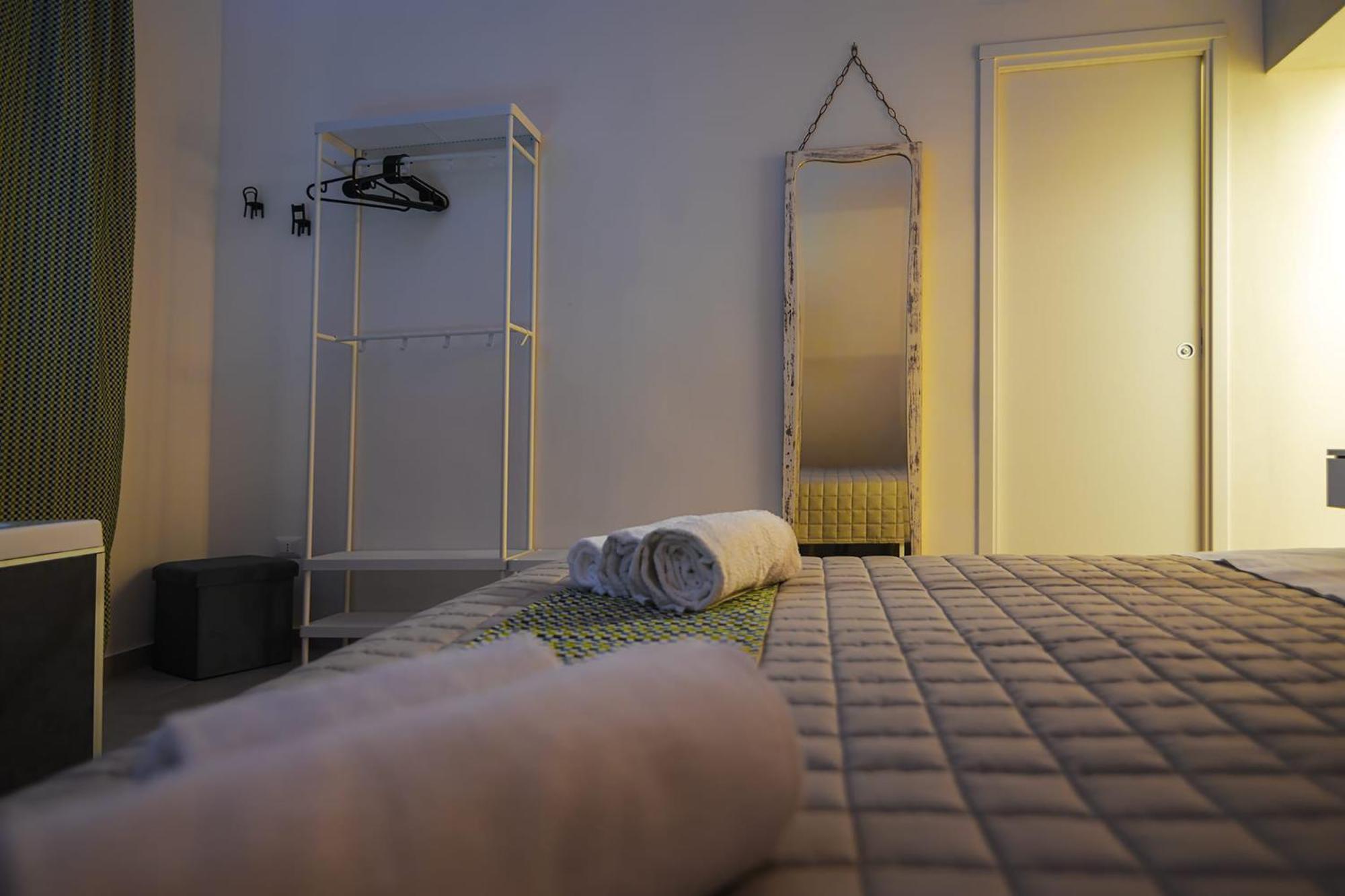Essenza Suite Siracusa Con Jacuzzi Privata Siraküza Dış mekan fotoğraf